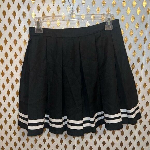 Hot topic Goth Black Pleated Cheer Skirt size S schoolgirl - Picture 5 of 6